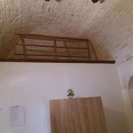 A Cummers Alberobello